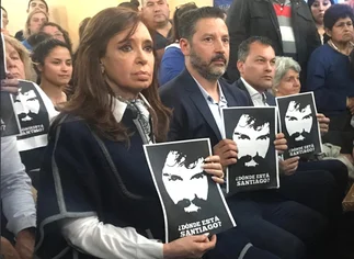 Video: Cristina 'bajó la mirada y sus ojos se llenaron de lágrimas'