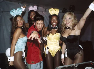 Crónica y fotos de una fiesta exclusiva en la mansión Playboy