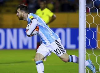 Macri tras el partido de la Selección: 'El que ahora discuta a Messi, no existe'