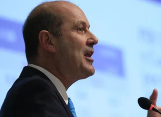 Sturzenegger asegura que el aumento de la inflación 'núcleo' es temporario y confí­a en una rápida baja del í­ndice
