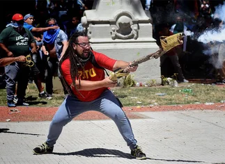 Piden la detención del militante que disparó un 'mortero casero' durante las protestas de la reforma previsional