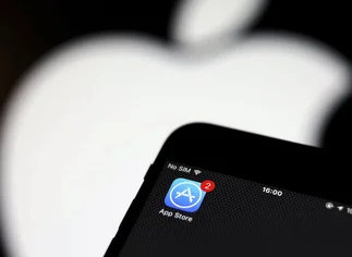 Apple avisa a sus empleados: si filtran información, irán a la cárcel