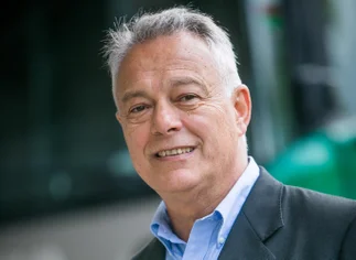 Luego de 38 años en la compañí­a, Emilio Mí¼ller deja la dirección de Scania