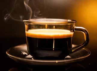 Por qué siempre deberí­as aceptar ese café que te ofrecen durante una entrevista de trabajo