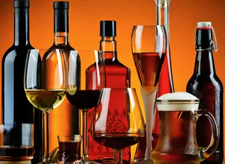 Quiénes son los dueños de las bebidas alcohólicas icónicas de América Latina