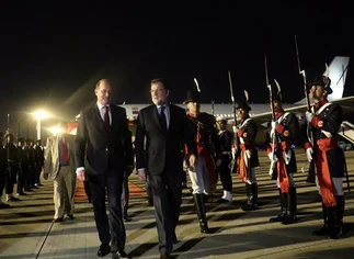 En busca de inversiones: Rajoy llegó a la Argentina con 70 empresarios españoles