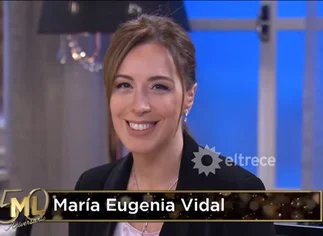 Del 'natural chic' al estilo formal, 'contouring' y pelo recogido: el cambio de look de Marí­a Eugenia Vidal