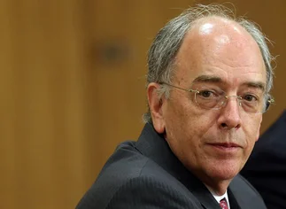 Renunció el CEO de Petrobras en Brasil y sus acciones fueron suspendidas en la Bolsa de San Pablo