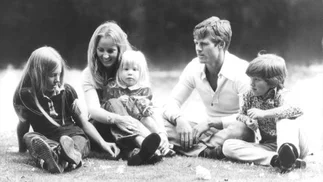 La 'maldición' de los hijos de Robert Redford: enfermedades, asesinatos y accidentes de tráfico