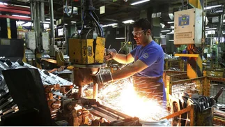 Qué sector industrial fue el motor que impulsó un aumento del 42% en marzo