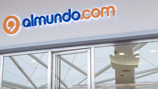 Gigante brasileño en crisis evalúa reducir o vender sus operaciones en Argentina
