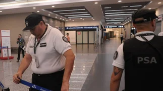 Desalojan un sector de Aeroparque: creyeron que era una bomba pero era un juego de sábanas
