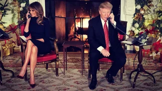 Video: la accidentada Navidad de Donald Trump