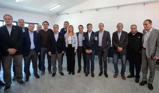 Intendentes presentarán amparo para frenar suba de tarifas