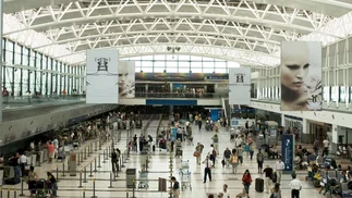 Gobierno bajó tasa aérea de seguridad en vuelos internacionales