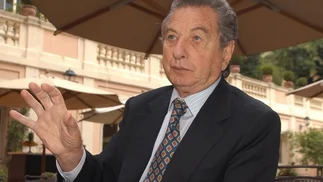 Empresarios, políticos y el fútbol enviaron mensajes de despedida a Franco Macri