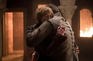 ¿Otro error en Game of Thrones? Lannister habría recuperado la mano derecha