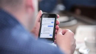 Google lanza mensajero para competir con WhatsApp y Telegram