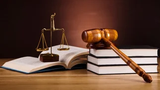 Histórico fallo por fraude a un ART: Abogados y médicos condenados