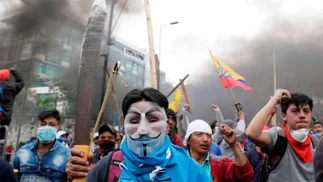 Crisis en Ecuador: Correa pide adelantar elecciones