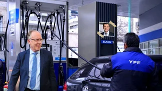Arranca la YPF de Alberto: por qué advierten que hay 'conflicto de intereses'