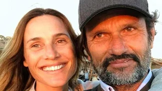 Bernasconi invitó por WhatsApp a amigos a comer el cordero tirado a la pileta