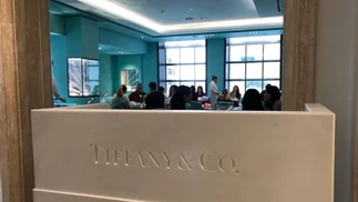 Tiffany & Co, ahora de Louis Vuitton, diversifica su negocio hacia cafeterías
