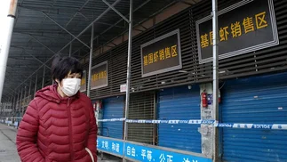 Crece la preocupación en Hong Kong por el aumento de casos de coronavirus