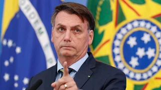Brasil: la Corte ordenó tobillera electrónica y más restricciones para Jair Bolsonaro