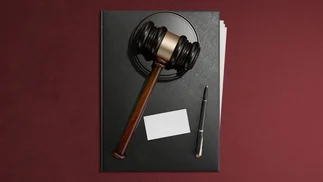 Seguro automotor: rechazaron un reclamo por el robo de tres ruedas