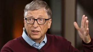VIDEO Bill Gates alertó sobre la automatización: 'En 5 años robots e IA pagarán impuestos'
