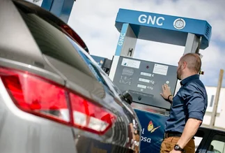 Cuántos kilómetros diarios hay que hacer con el auto para que se justifique ponerle GNC