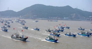 Chile en pie de guerra: hay 300 barcos chinos próximos a sus costas