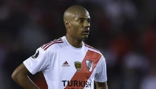 Detienen a hermana de futbolista de River con cocaína