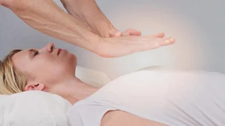 Reiki: verdades y mentiras, ¿sirve realmente para algo?