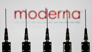 Descubren un nuevo efecto secundario de la vacuna de Moderna: