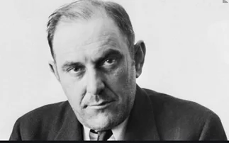 Increíble historia: estafó a Al Capone y vendió la Torre Eiffel