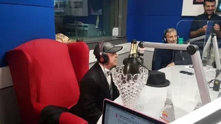 Así fue el debut del ex juez Oyarbide como columnista de radio