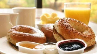 El desayuno de la longevidad: alimentos recomendados a la mañana para cuidar la memoria