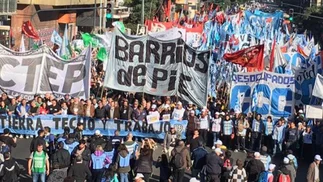 Las organizaciones sociales manejan el 80% de los planes