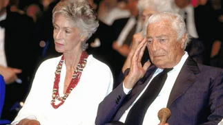 Los Agnelli abren guerra por herencia de 1.300 millones de euros