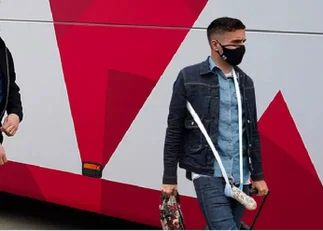 Yeso en el pene del jugador del Ajax, furor en las redes sociales