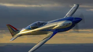 Rolls Royce creó el avión eléctrico más rápido del mundo