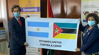 Llegaron a Mozambique 450 mil dosis donadas por Argentina