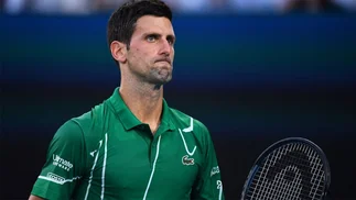 Djokovic apeló su deportación y pasó la noche en un hotel