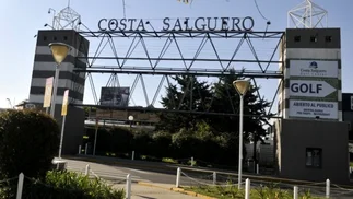 Dos importantes grupos se disputan la concesión del Centro Costa Salguero