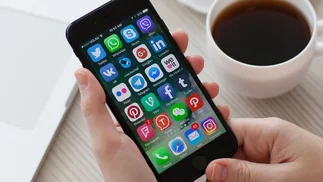 Cómo RASTREAR CELULAR y localizar personas sin que lo sepan