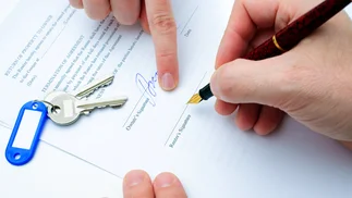 Qué problemas puedo tener si vivo en una propiedad sin escritura