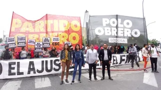 Piqueteros-gate: los millones de pesos y miles de dólares que manejan