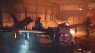 VIDEO | Mapuches incendiaron avionetas y casa en el sur de Chile